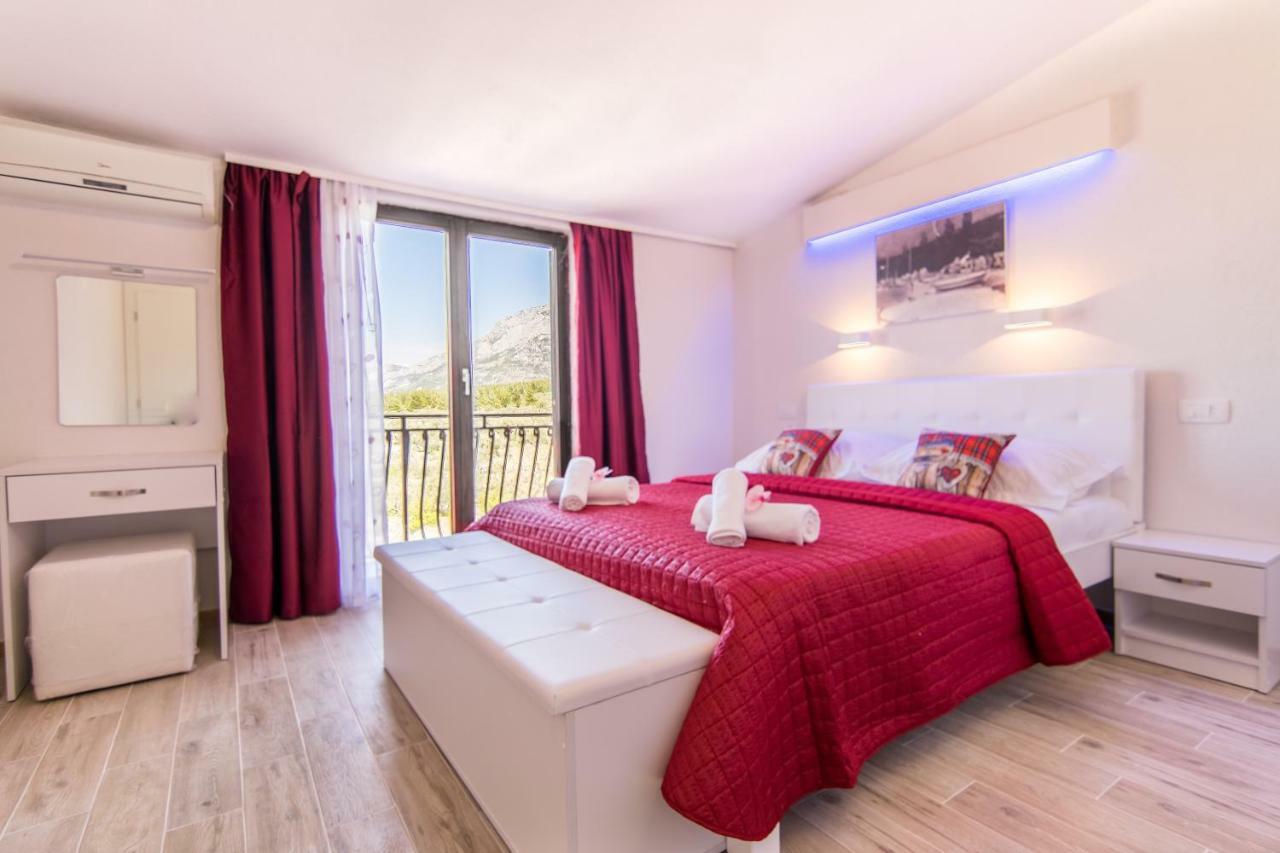 Apartments Family Roso Promajna Exterior photo